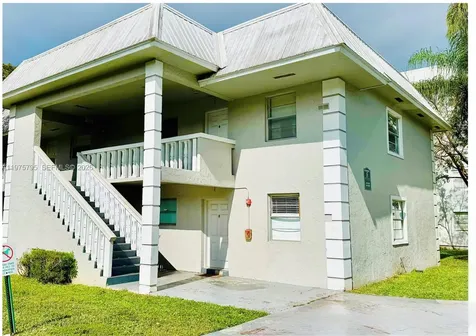 17255 SW 95th Avenue Palmetto Bay FL 33157