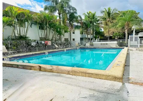 17255 SW 95th Avenue Palmetto Bay FL 33157