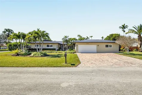 13022 SW 113th Place Miami FL 33176