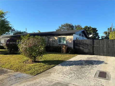 365 NW 4th Court Deerfield Beach FL 33441