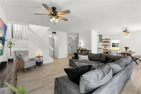 20775 NW 1st Street Pembroke Pines FL 33029