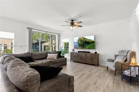 20775 NW 1st Street Pembroke Pines FL 33029
