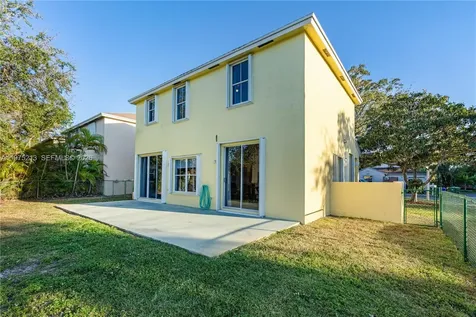 20775 NW 1st Street Pembroke Pines FL 33029