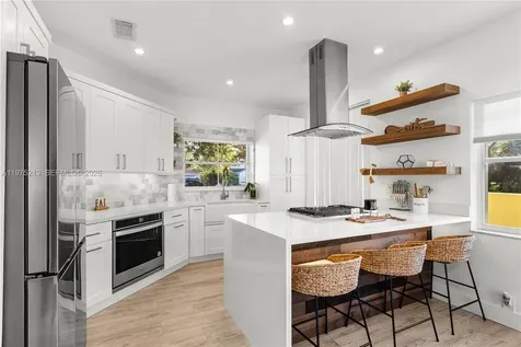 20775 NW 1st Street Pembroke Pines FL 33029