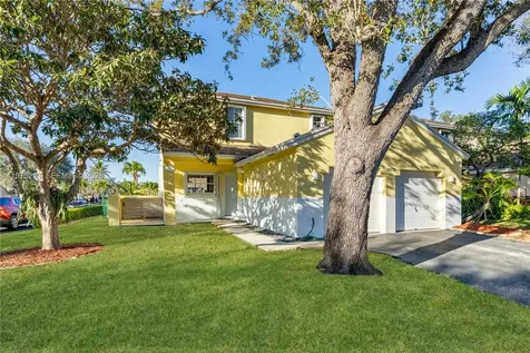 20775 NW 1st Street Pembroke Pines FL 33029
