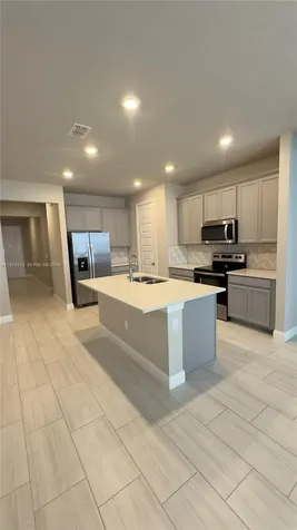 6712 NW Cloverdale Avenue Port St. Lucie FL 34987