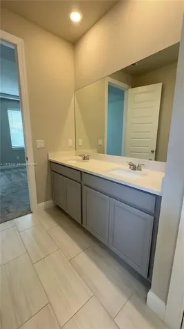 6712 NW Cloverdale Avenue Port St. Lucie FL 34987
