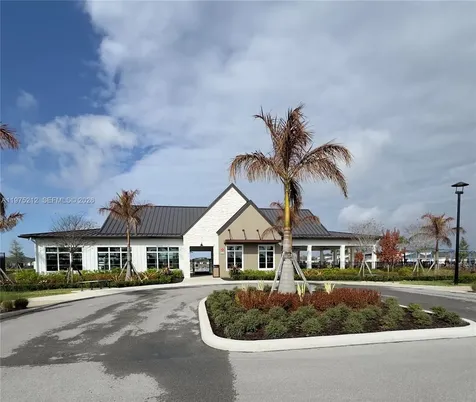 6712 NW Cloverdale Avenue Port St. Lucie FL 34987