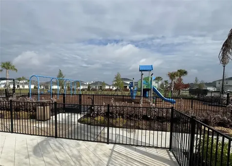 6712 NW Cloverdale Avenue Port St. Lucie FL 34987