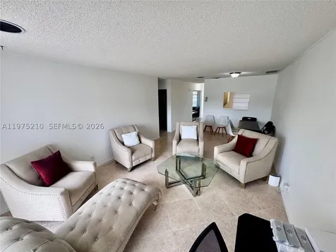8838 Bella Vista Drive Boca Raton FL 33433