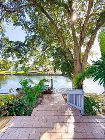 1619 N 29th Court Hollywood FL 33020