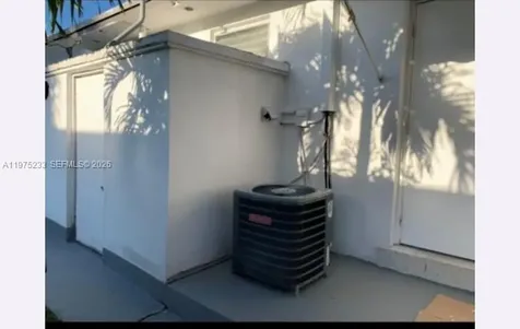 401 SW 8th Street Hallandale Beach FL 33009