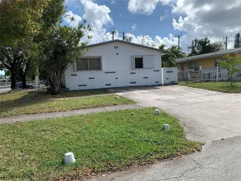401 SW 8th Street Hallandale Beach FL 33009