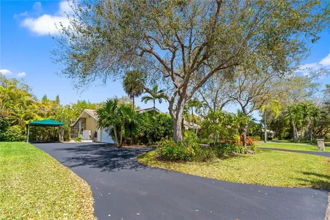 7521 SW 175th Street Palmetto Bay FL 33157