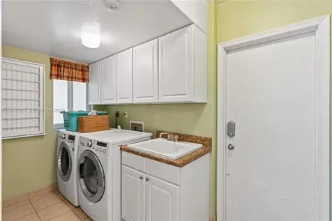 7521 SW 175th Street Palmetto Bay FL 33157