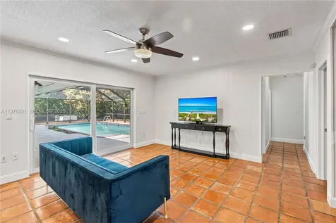 7521 SW 175th Street Palmetto Bay FL 33157