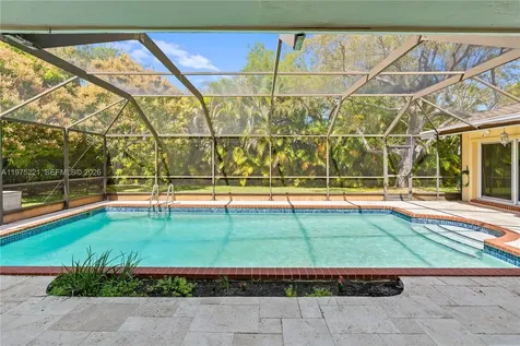 7521 SW 175th Street Palmetto Bay FL 33157
