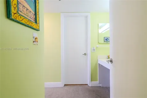 6767 Collins Avenue Miami Beach FL 33141