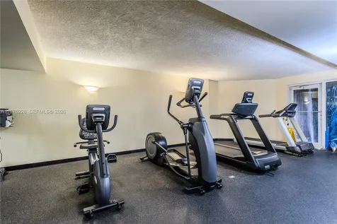 6767 Collins Avenue Miami Beach FL 33141