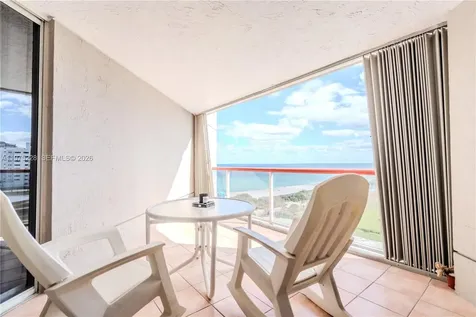 6767 Collins Avenue Miami Beach FL 33141