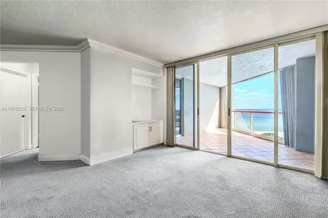 6767 Collins Avenue Miami Beach FL 33141
