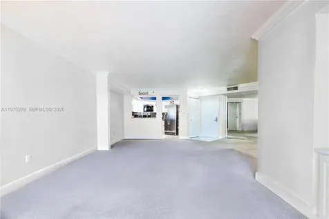 6767 Collins Avenue Miami Beach FL 33141