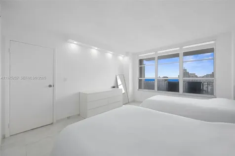 4101 Pine Tree Drive Miami Beach FL 33140