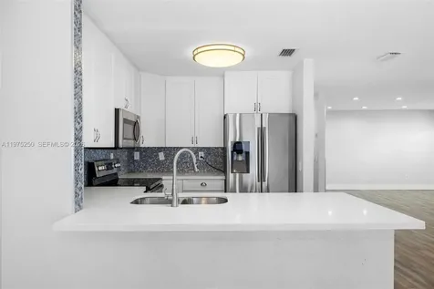 20900 Leeward Court Aventura FL 33180