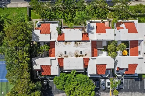 20900 Leeward Court Aventura FL 33180