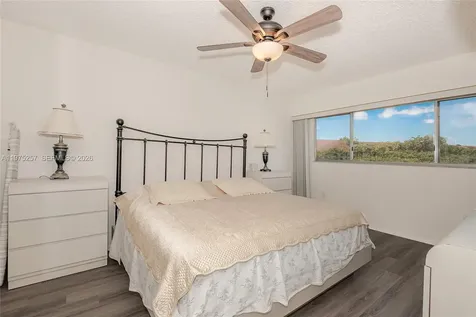 1200 SW 137th Avenue Pembroke Pines FL 33027