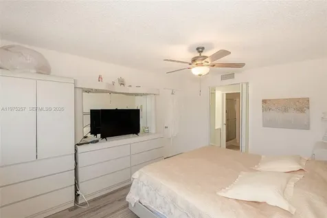 1200 SW 137th Avenue Pembroke Pines FL 33027