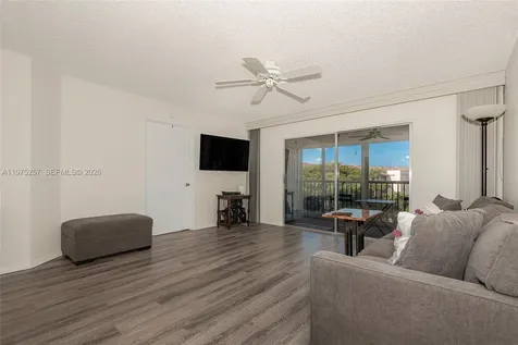 1200 SW 137th Avenue Pembroke Pines FL 33027