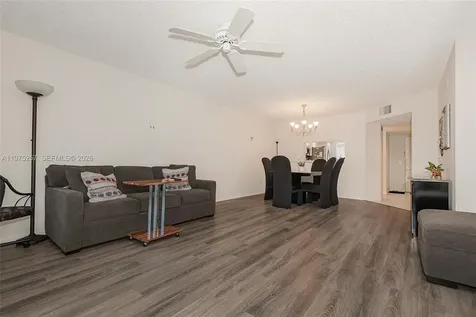 1200 SW 137th Avenue Pembroke Pines FL 33027