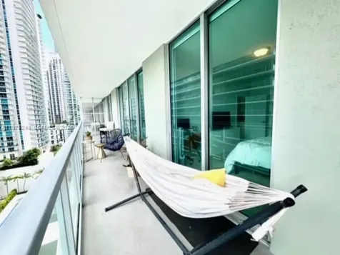 79 SW 12th Street Miami FL 33130