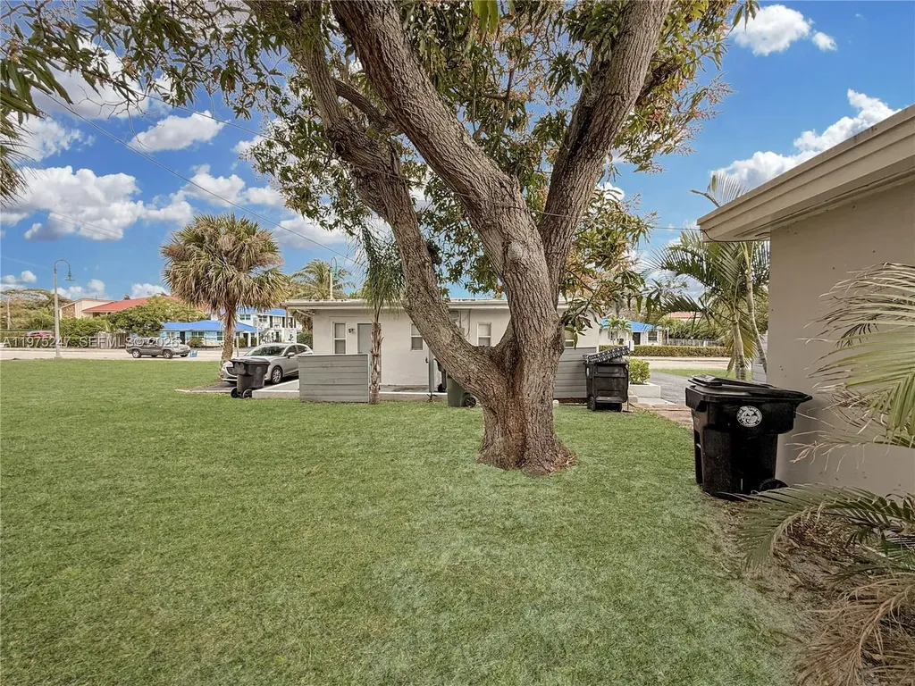 1625 S Federal Highway Lake Worth FL 33460