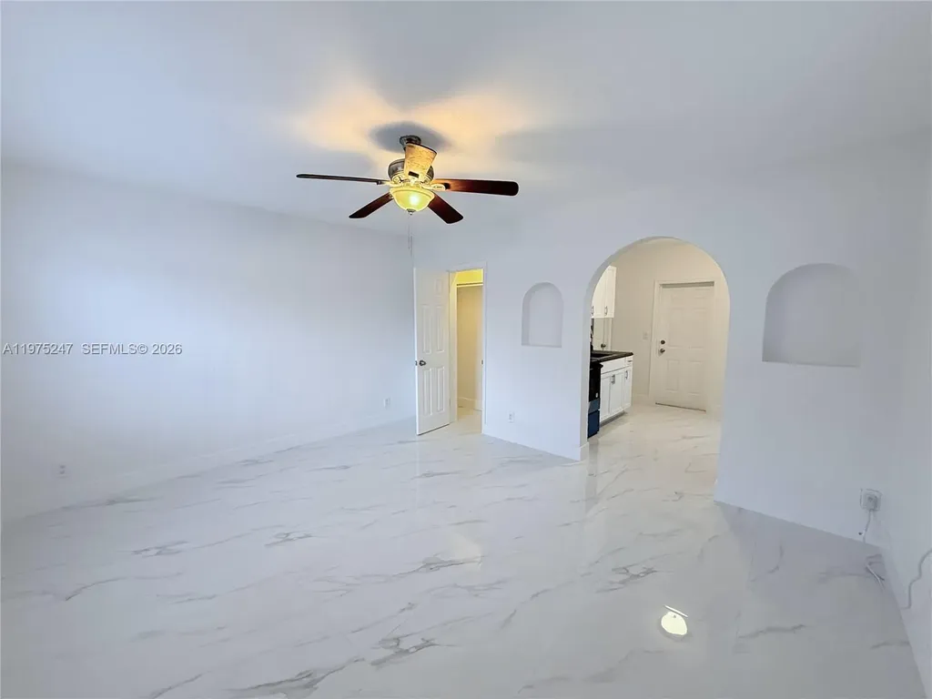 1625 S Federal Highway Lake Worth FL 33460