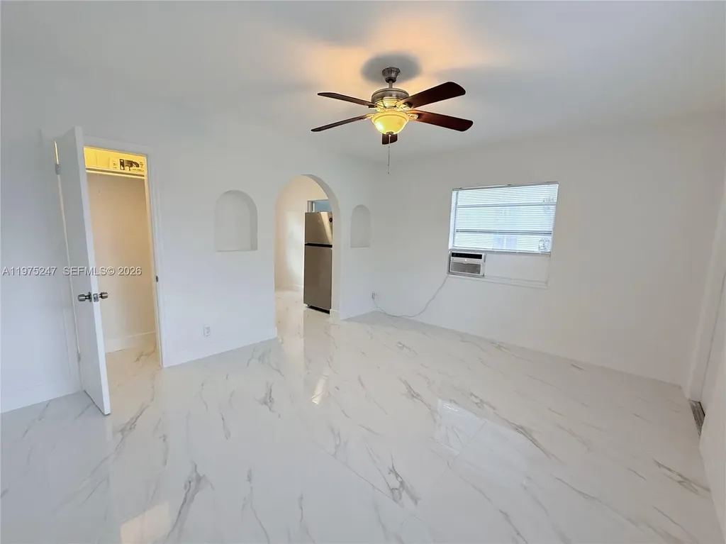 1625 S Federal Highway Lake Worth FL 33460
