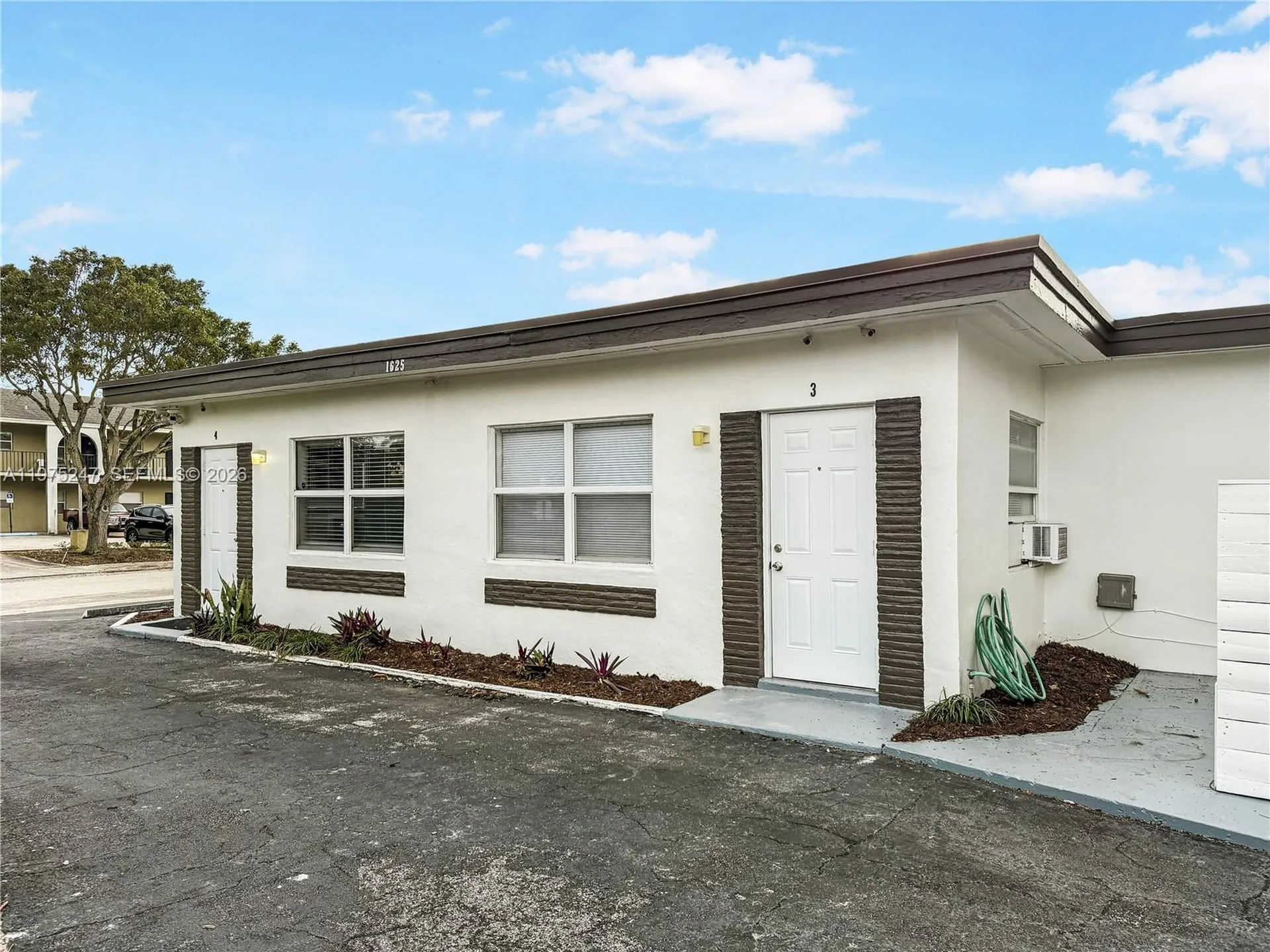 1625 S Federal Highway Lake Worth FL 33460