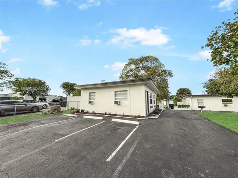 1625 S Federal Highway Lake Worth FL 33460