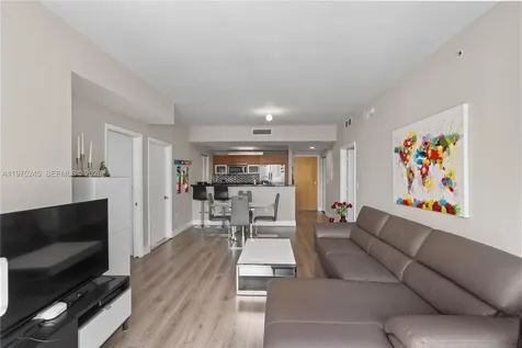 244 Biscayne Boulevard Miami FL 33132
