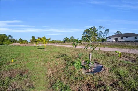 1109 Edgewood Street E Lehigh Acres FL 33974