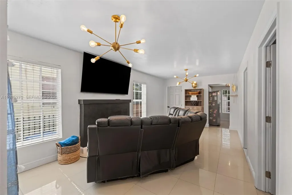3151 NW 59th Street Miami FL 33142