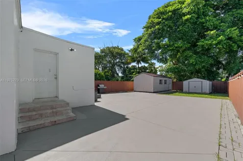 3151 NW 59th Street Miami FL 33142