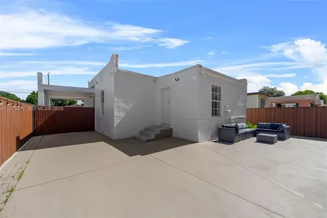 3151 NW 59th Street Miami FL 33142