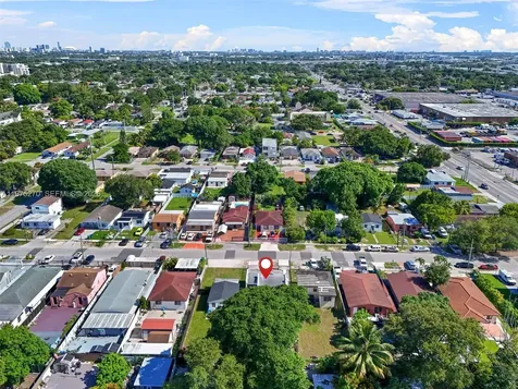 3151 NW 59th Street Miami FL 33142
