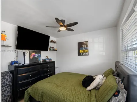 3151 NW 59th Street Miami FL 33142