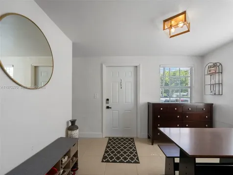 3151 NW 59th Street Miami FL 33142