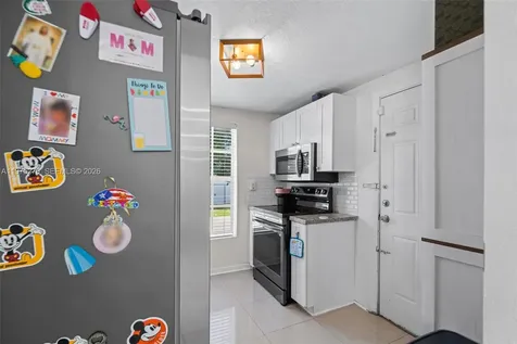 3151 NW 59th Street Miami FL 33142