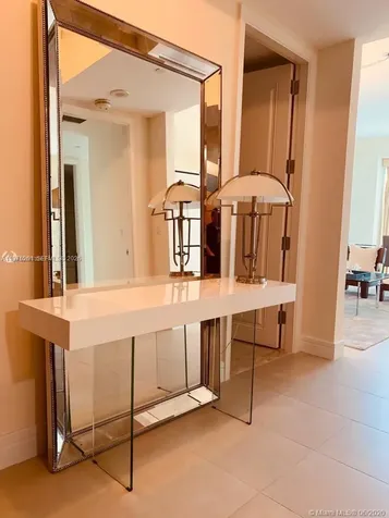 1425 Brickell Avenue Miami FL 33131