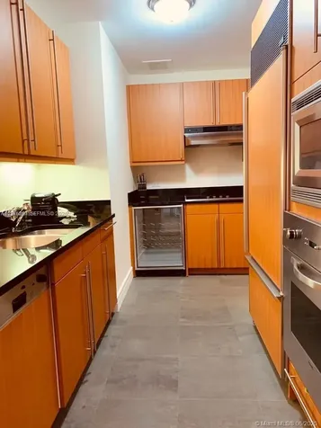 1425 Brickell Avenue Miami FL 33131